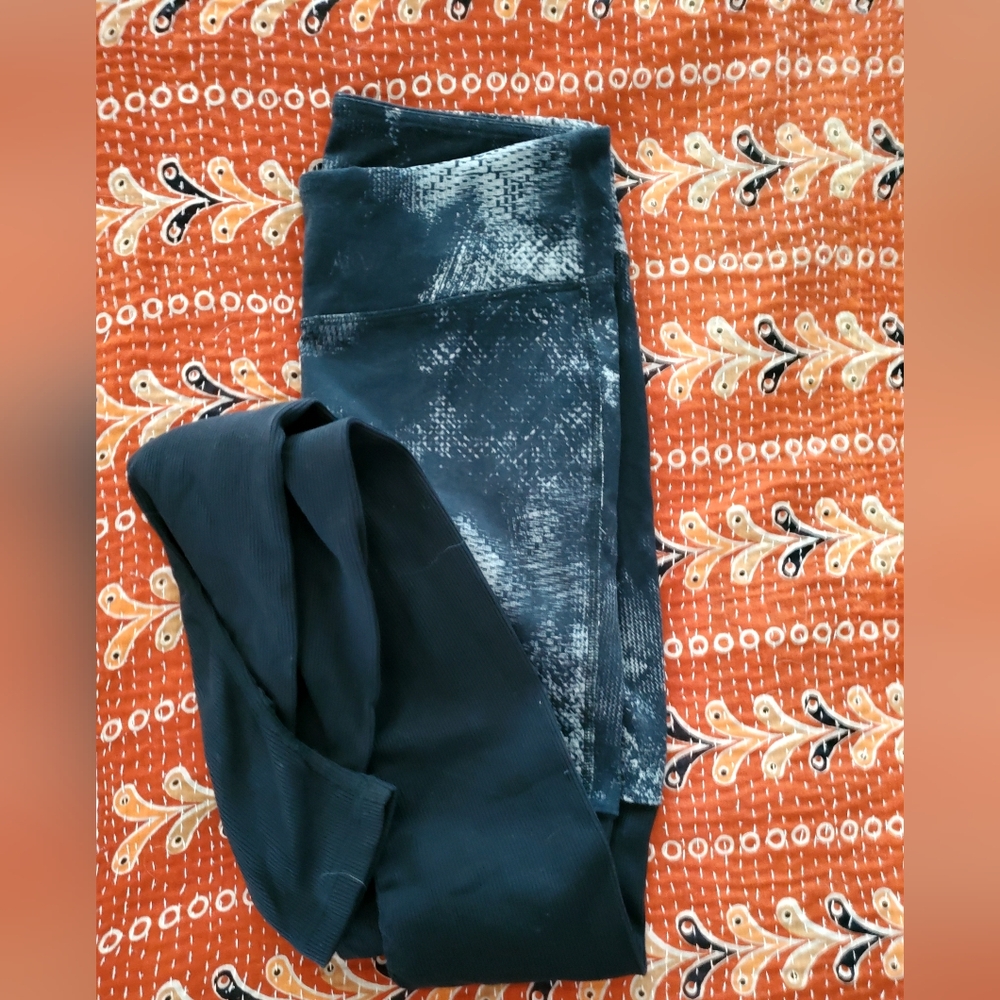 Alo Goddess leggings Medium M Viper Snake